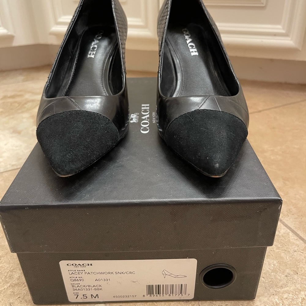 Coach black suede tip heel. Lacey Patchwork SNK/CRC. Excellent condition. Sz 7.5